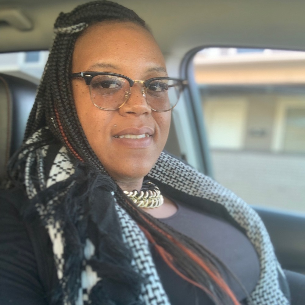 Meet your Posher, Keonna